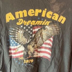 American Dreamin’ t shirt size large in used condition